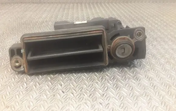 Mercedes-Benz CLK A209 C209 Tailgate/boot open switch button 2037500693 A2037500693