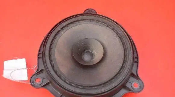 Nissan Micra Subwoofer speaker F-16134A