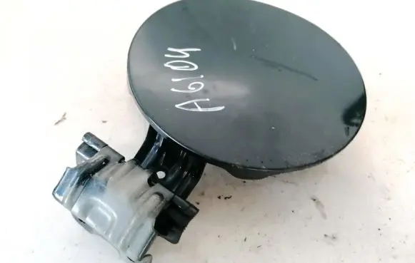 Toyota Urban Cruiser (XP110) Fuel tank cap