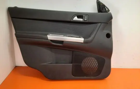 Volvo V50 Door card panel trim set 8679442