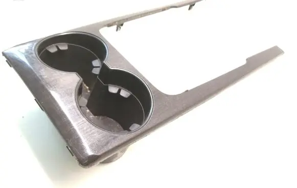 Cup holder front