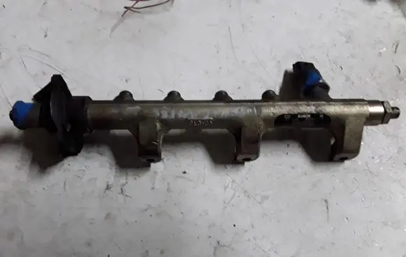 Renault Master II Fuel main line pipe 0445214025 8200023961