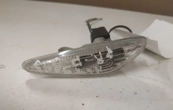 Mazda 6 Front fender indicator light