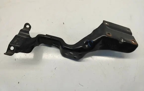 Ram 1500 Engine mounting bracket 68321773AB 67638D