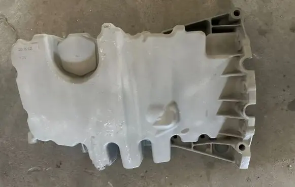 Audi A4 S4 B7 8E 8H Oil sump 03G103603AJ 03G103603
