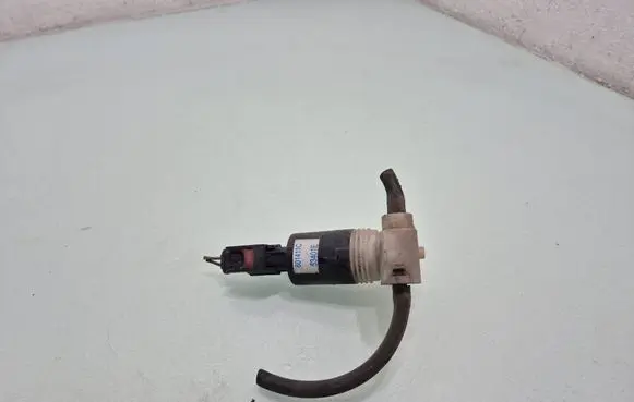 Chrysler Voyager Windscreen/windshield washer pump 601411C