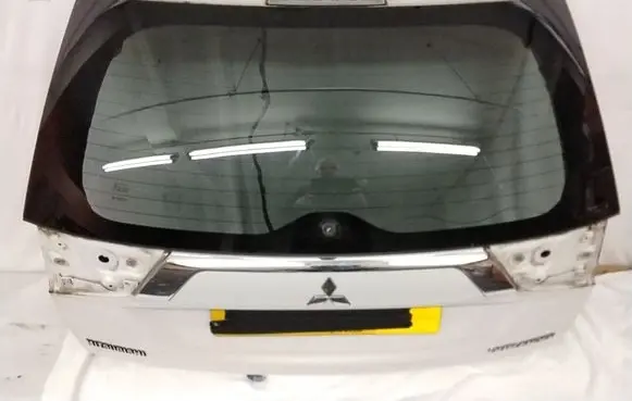 Mitsubishi Outlander Tailgate/trunk/boot lid 5801B676