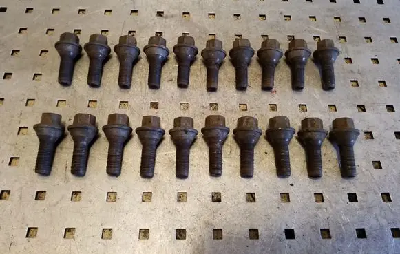 Renault Trafic II (X83) Nuts/bolts 