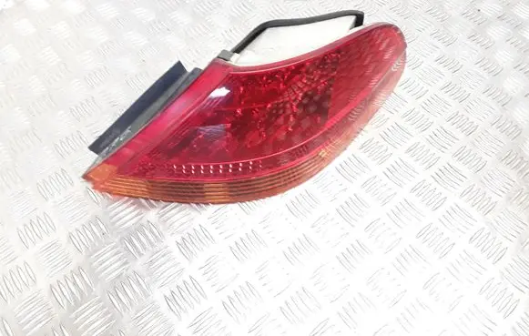 BMW 7 E65 E66 Rear/tail lights 155514