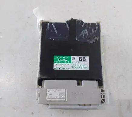 Lexus RX 450H BSM Control unit 8922148520 8273048A30 21061642