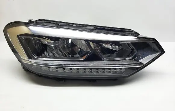 Volkswagen Touran III Headlight/headlamp 5TB941036E