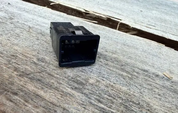 Audi A4 S4 B7 8E 8H Passenger airbag on/off switch 8H2919234