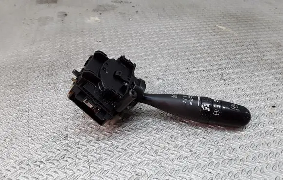 Toyota Corolla E120 E130 Wiper control stalk 173738