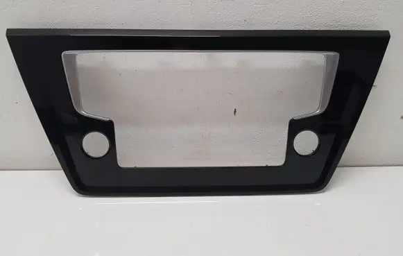 Volkswagen Touran III Radio/GPS head unit trim 5TB858071 5TB819475B