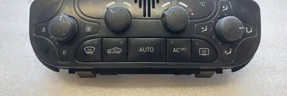 Mercedes-Benz C AMG W203 Climate control unit A2098300085