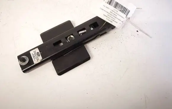 Land Rover Range Rover L405 Seat belt adjustment rail BJ32611C46AA