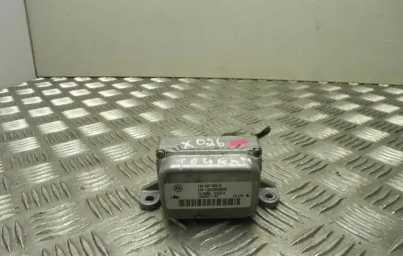 Volkswagen Golf V Other brake parts 1K0907655B X026