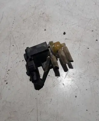 Volkswagen Caddy Turbo solenoid valve 1K0906627B