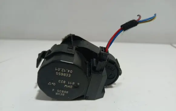BMW 7 E65 E66 Air flap motor/actuator 6911823