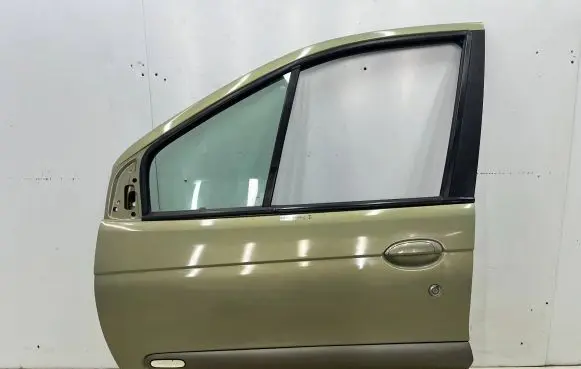 Renault Scenic I Front door