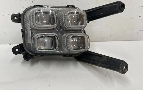 KIA Sportage Front fog light 92202F1100