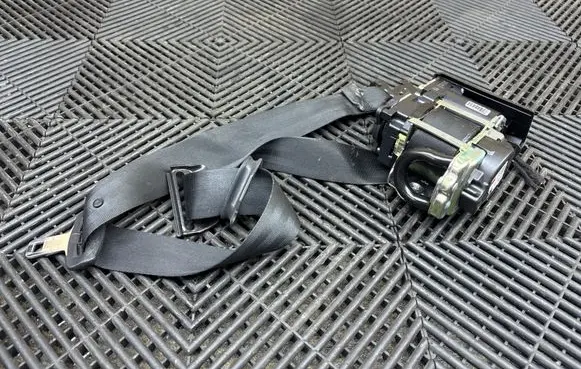 Volvo XC90 Front seatbelt 625979300