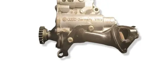 Seat Leon (5F) Oil pump 06H115105