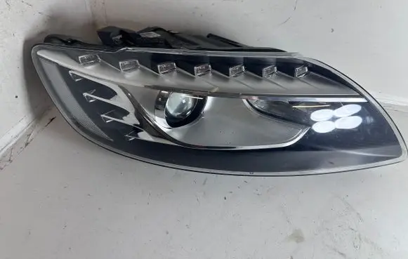 Audi Q7 4L Headlight/headlamp 4L0941004AD 89321261