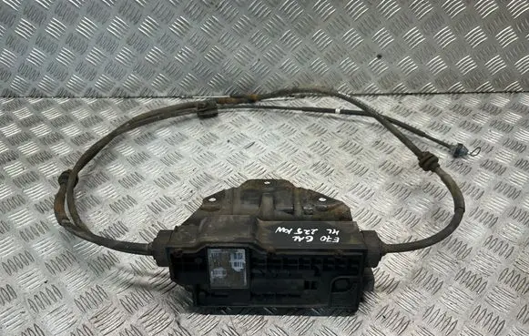 BMW X5 E70 Hand brake control module 6796072