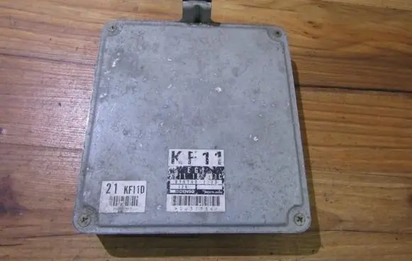 Mazda Xedos 6 Engine control unit/module 0797003733 079700-3733