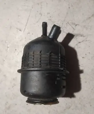 Brake fluid reservoir
