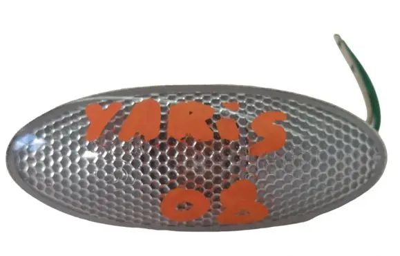 Toyota Yaris Front fender indicator light 817300D032