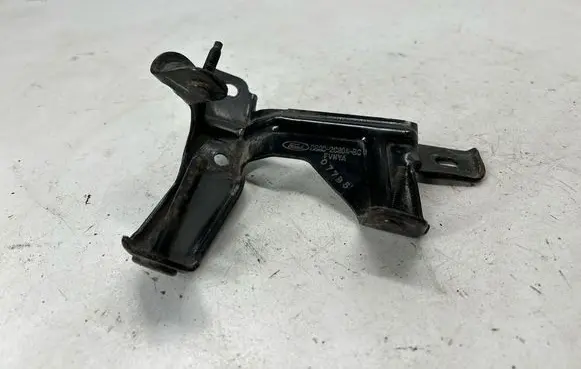 Ford Edge II ABS pump bracket DG9C2C304BC
