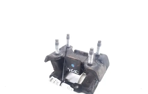 Lexus GS 300 350 430 450H Engine mount bracket 12371-31070