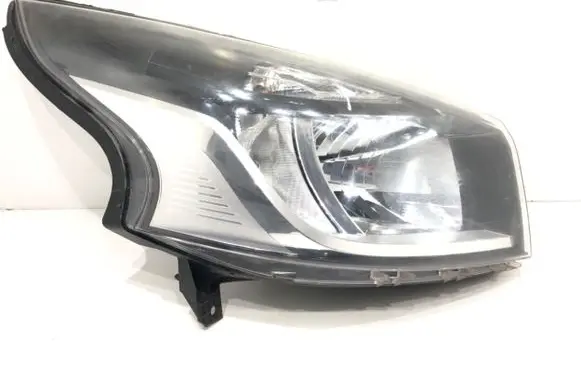 Renault Trafic III (X82) Headlight/headlamp