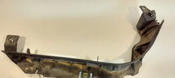 Radiator support slam panel bracket
