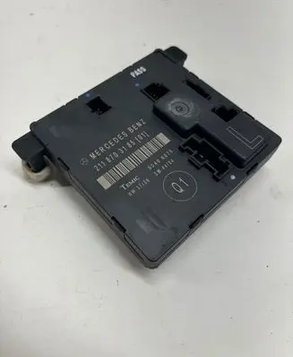 Mercedes-Benz E W211 Door control unit/module 2118703185 00406075