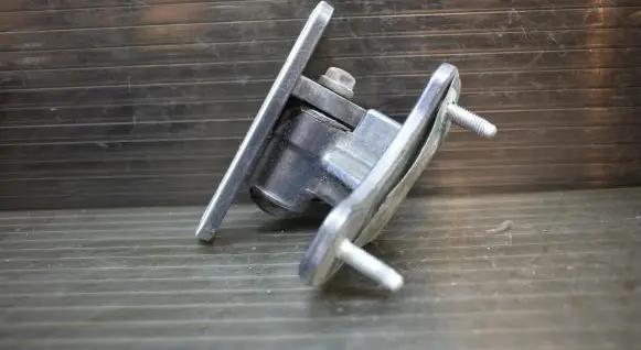 Mercedes-Benz E W212 Front door upper hinge