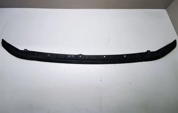 Front bumper lip