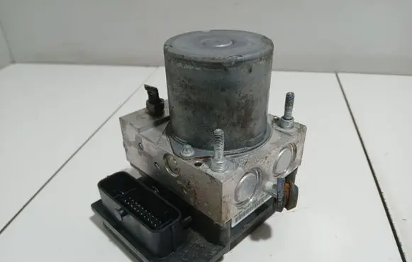 Citroen C4 II ABS Pump 9677024880