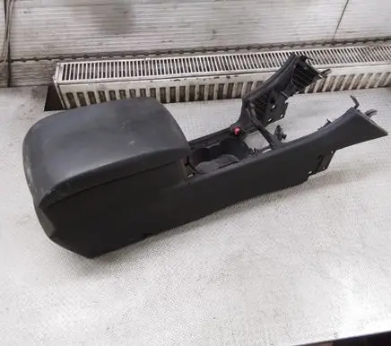 Ford Mondeo MK IV Center console 7S71A048W42AG3YYW