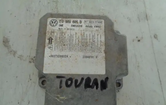 Volkswagen PASSAT B6 Airbag control unit/module 1T0909605B