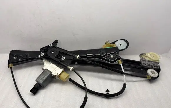 BMW 4 F36 Gran coupe Front door window regulator with motor 7326328 C13314102