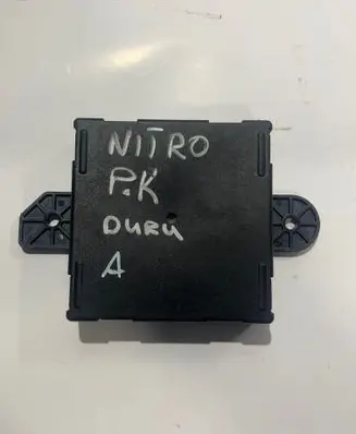Dodge Nitro Door control unit/module 05026517AA 00404001B0 BCXX142700087