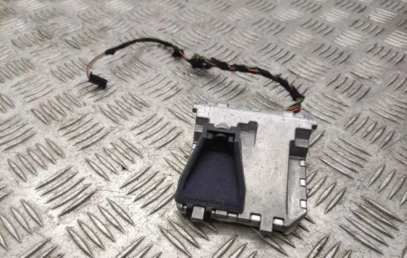 Windshield/windscreen camera