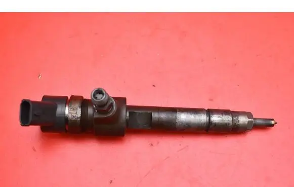 Opel Vectra C Fuel injector 0445110165