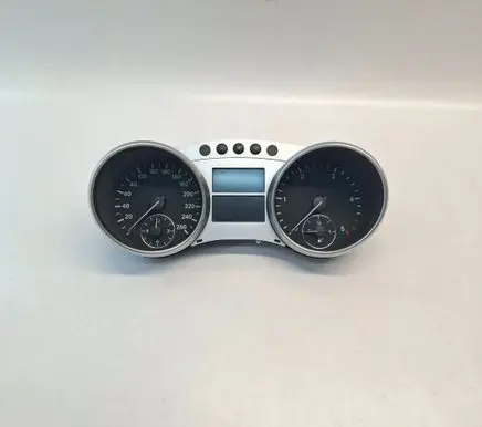 Mercedes-Benz R W251 Speedometer (instrument cluster) A2514405211