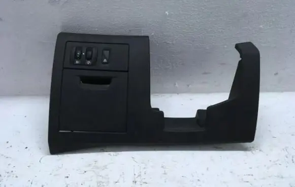 Renault Laguna I Dashboard lower bottom trim panel 689210002R