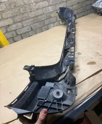 BMW 5 F10 F11 Rear bumper mounting bracket 15857711 7184766