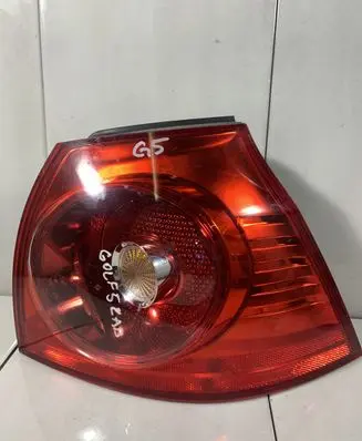Volkswagen Golf V Rear/tail lights 1K6945096E